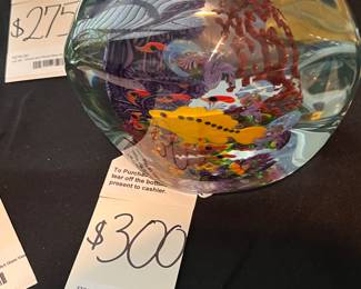 Chris Hellman Art Glass Paperweight