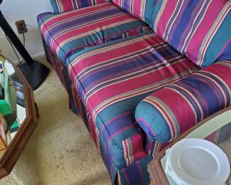 Stripes!! Ugh, my eyes...  so take it off!!