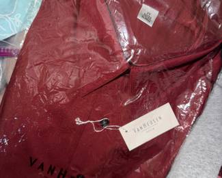 VanHeusen Button down Shirt New w/tags 