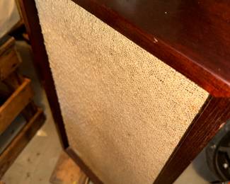 Model Six Acoustic suspension Loudspeaker system 