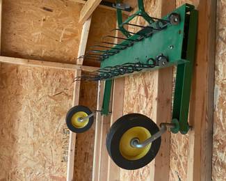 John Deere thatcher (de-thatcher)