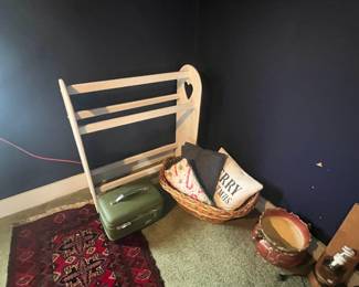 blanket rack
