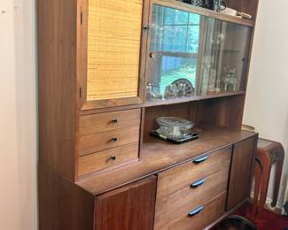 Dillingham MCM hutch