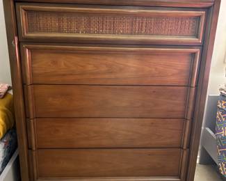 Thomasville MCM high boy dresser