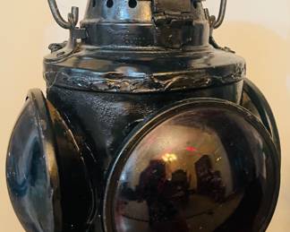 Antique Railroad Switch Lantern in Pristine Condition
