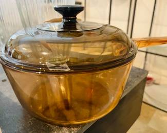 Corning Visions Large Covered Pot with Lid - Never Used 