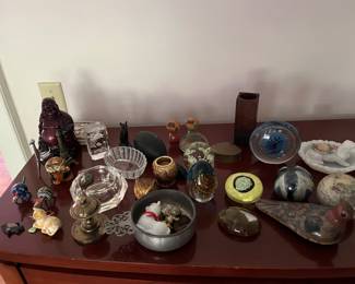 Paperweights and decorative items
