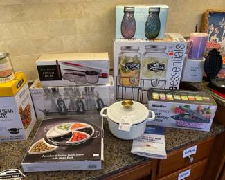 Mueller Pro Series Multi Chopper, Mueller Pro Series Multi Chopper, Crofton Pineapple Cabana Sippers, Lodge Cast Iron Dutch Oven, Bella Belgian Waffle Maker, Crofton 2QT Dutch Oven, Bellemain Potato Ricer, Godinger Relish Server, Flatware Caddy, Corkcicle 16oz Mug
