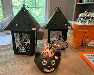 Halloween Decor