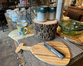 Maui Wooden Cutting Board