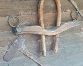 Yoke antique 