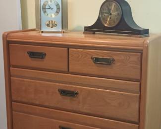 Seiko mantle gold clock only
Sumter chest of drawers