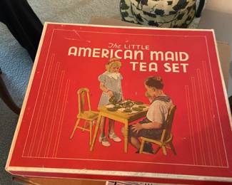 Childs dishes in original box