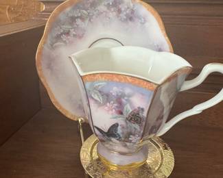 GORGEOUS BUTTERFLY TEA CUP 