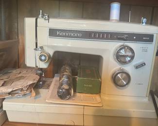 KENMORE SEWING MACHINE 