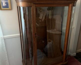 #Curved#glass#Oak#Chinacabinet#clawfoot