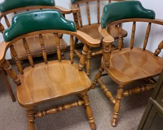 4 pcs. captain's chairs set