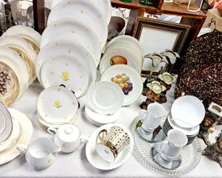 "Easterling", "Noritake", "Bavaria"