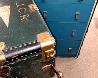 Vintage trunks. "Hartmann" steamer trunk