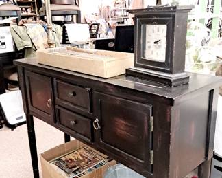 2 drawer console/sofa table