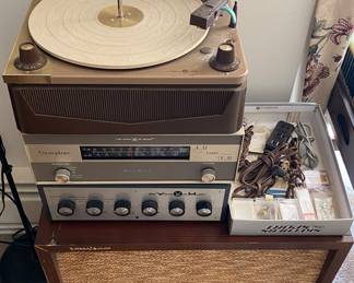 Vintage Voice of Music Stereo System (Sold as a Set)