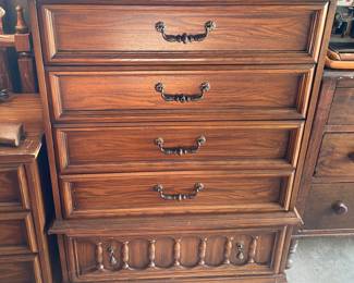 Chest of Drawers