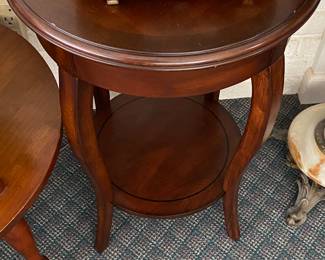 End Table/Lamp Table
