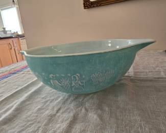 Pyrex bowl