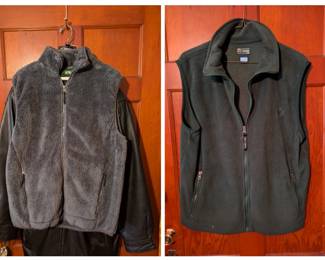 Fleece vests, size M