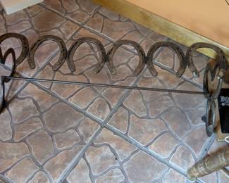 Cool Horseshoe Boot rack