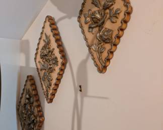 Vintage wall plaques