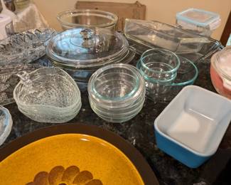 Glass dishes