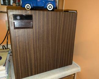 Mini fridge