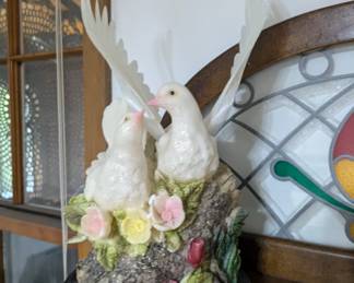 Fiber optic Doves : works and has its box