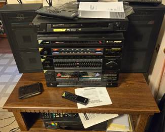 Soundesign stereo system & Sony DVP-BS315