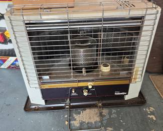 Kerosene space heater