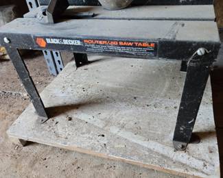 Black & Decker router/jig saw table