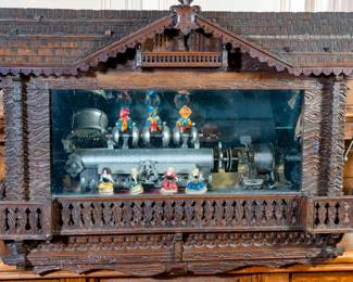 Rare Bornand Swiss chalet music box in working condition. See the following pictures for labels and additional information.