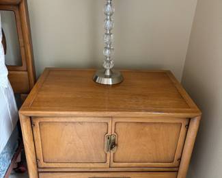 Mid Century Bedside Cabinet, Modern Crystal Ball Table Lamp