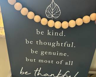 Quote "Be Thankful" Plaque Decor