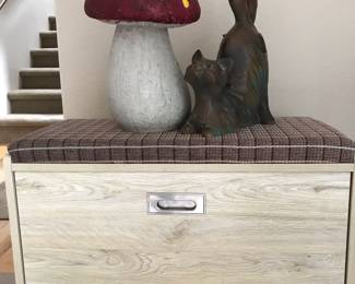 Wooden Shoe Storage Bench with Seat Cushion, Mushroom Garden Statue