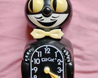  Circa 1989 Kit Cat Wall Clock - Model B1