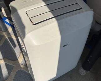 LG PORTABLE AIR CONDITIONER