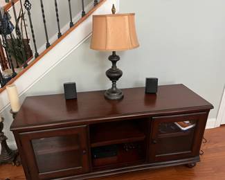 TV / ELECTRONICS CONSOLE