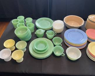 NICE VINTAGE FIREKING DISHES 