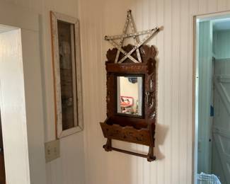 NICE WALL POCKET AND TOWEL RACK