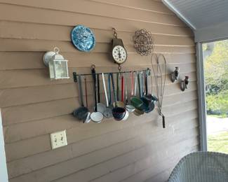 AMAZING LADDLE COLLECTION 