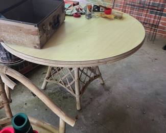 Outdoor Table - $150 - Needs to be cleaned. Priced to sell as is. 