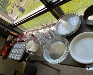 MEASURE CUPS, GLASS CAKE PANS