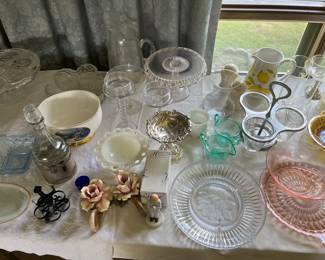 GLASS WARE - CLEAR GLASS CAKE PLATES & MORE